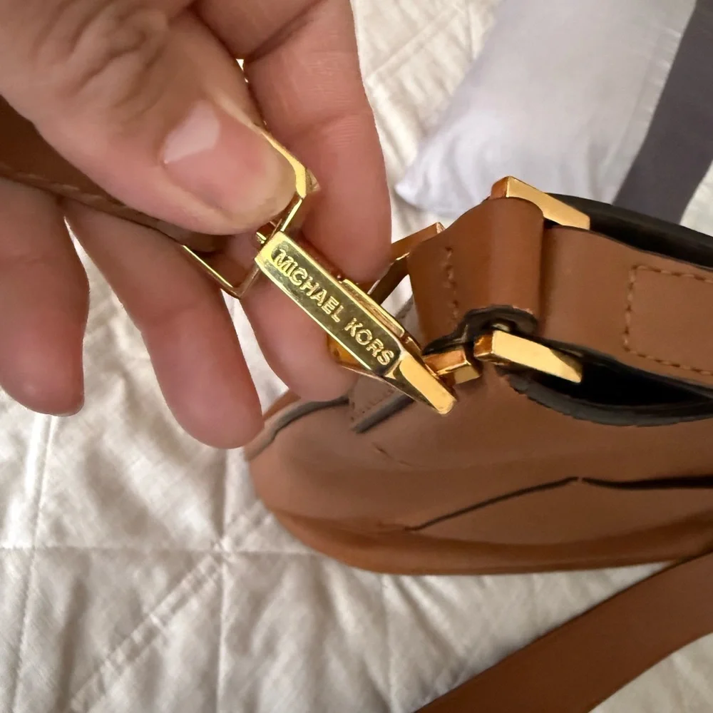 Michael Kors Collection Miranda Bucket Bag - Picture 8 of 11